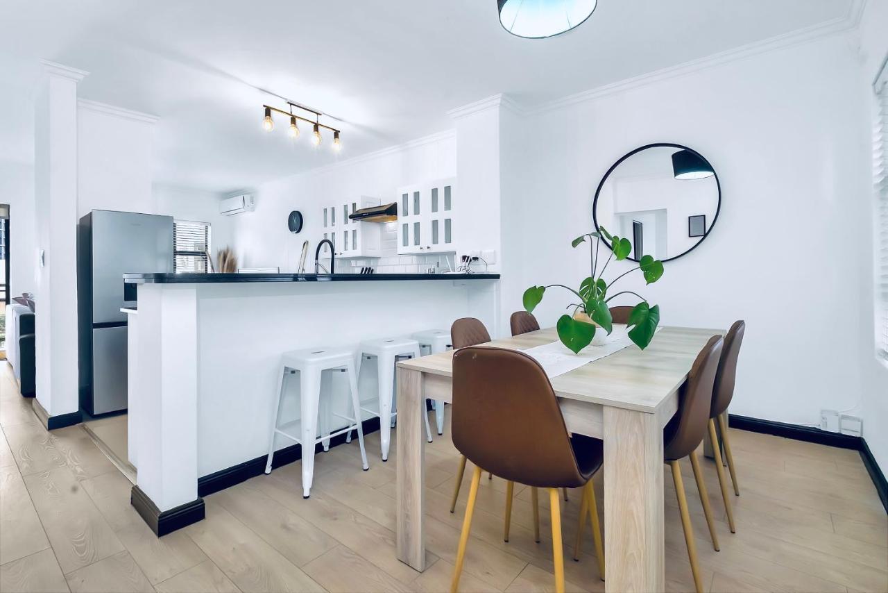 2 Bedroom 2 Bath Luxury - Sandton Cbd Johannesburg Dış mekan fotoğraf